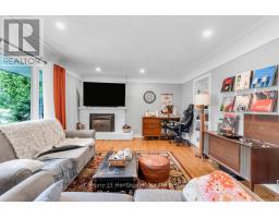 4 MAPLE LANE - 6