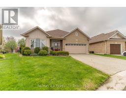 61 JONES CRESCENT - 1