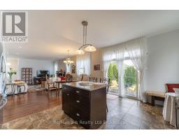 61 JONES CRESCENT - 13