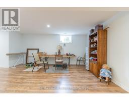 61 JONES CRESCENT - 26