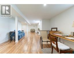 61 JONES CRESCENT - 27