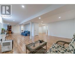 61 JONES CRESCENT - 28