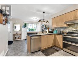 19A - 50 HOWE DRIVE - 14