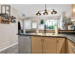 19A - 50 HOWE DRIVE - 16