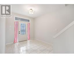 32 SUTHERLAND CRESCENT SW - 13