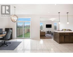 32 SUTHERLAND CRESCENT SW - 17