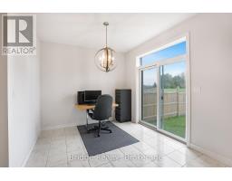 32 SUTHERLAND CRESCENT SW - 18