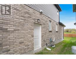 32 SUTHERLAND CRESCENT SW - 6