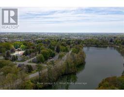 82 LISGAR AVENUE - 36