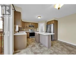 483 CHAMPLAIN AVENUE - 13