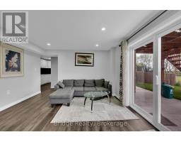 483 CHAMPLAIN AVENUE - 40