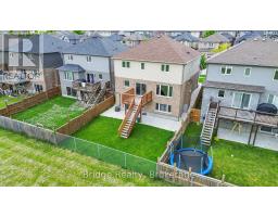 483 CHAMPLAIN AVENUE - 44