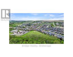483 CHAMPLAIN AVENUE - 49