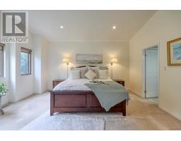 27 SHELTON DRIVE - 15