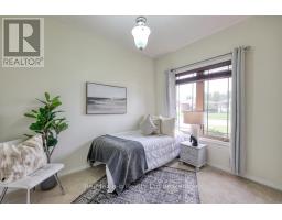 27 SHELTON DRIVE - 21