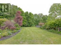 27 SHELTON DRIVE - 32