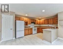 17 - 647 LANSDOWNE AVENUE - 12