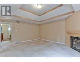 17 - 647 LANSDOWNE AVENUE - 21