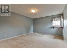 17 - 647 LANSDOWNE AVENUE - 30