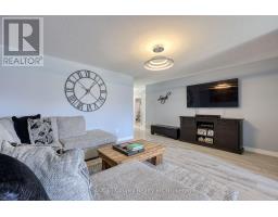 51 TRAILVIEW DRIVE - 13