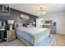 51 TRAILVIEW DRIVE - 25