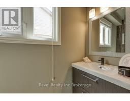 7 WOODHATCH CRESCENT - 20