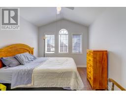 787 HUNTER S GATE CRESCENT - 36