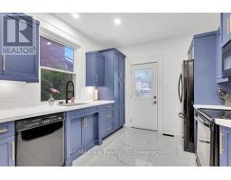 33 STANLEY STREET - 12
