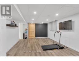 33 STANLEY STREET - 26
