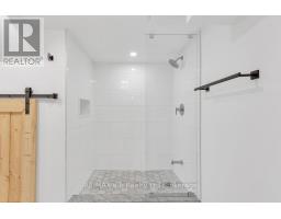 33 STANLEY STREET - 28