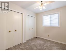 18 ORIOLE CRESCENT - 15