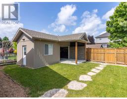 18 ORIOLE CRESCENT - 2