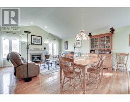 24 - 87 DONKER DRIVE - 14