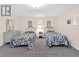 14 MC DONALD COURT - 18