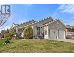 4 CLAYTON STREET - 1