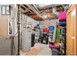 4 CLAYTON STREET - 36
