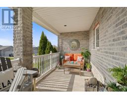 4 CLAYTON STREET - 38