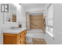 289 9 CONCESSION ROAD - 12