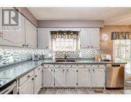3 GREENWOOD ROAD - 5