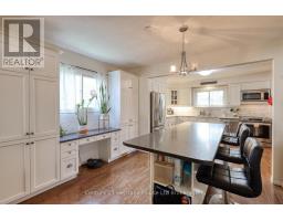 9 EDMUNDS CRESCENT - 8