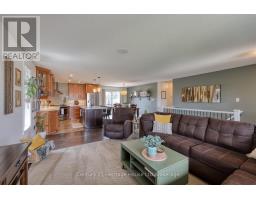 89 WALKER ROAD - 10