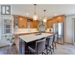 89 WALKER ROAD - 14