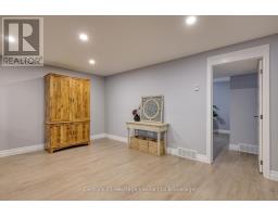 89 WALKER ROAD - 30