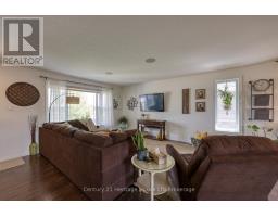 89 WALKER ROAD - 7