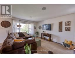 89 WALKER ROAD - 8