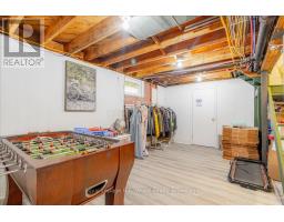 15 MCKENZIE STREET - 32