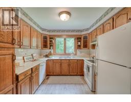 45 PONDVIEW COURT - 18