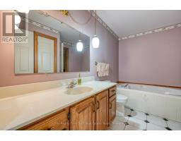 45 PONDVIEW COURT - 23