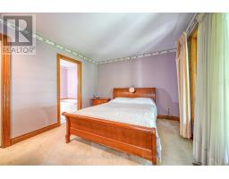 45 PONDVIEW COURT - 26