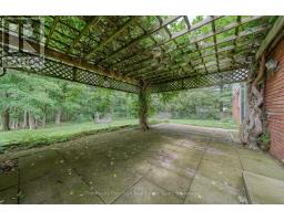 45 PONDVIEW COURT - 48
